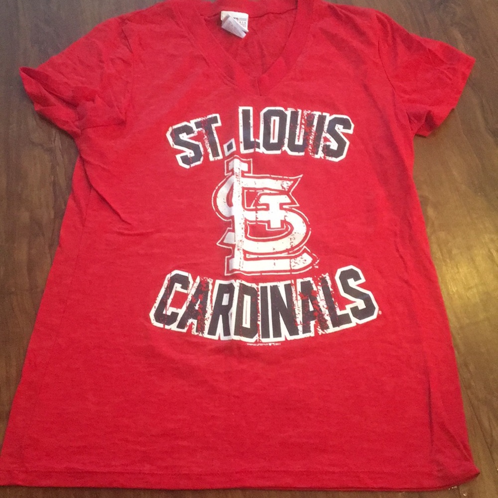 Women’s St. Louis Cardinals t-shirt. Size XL